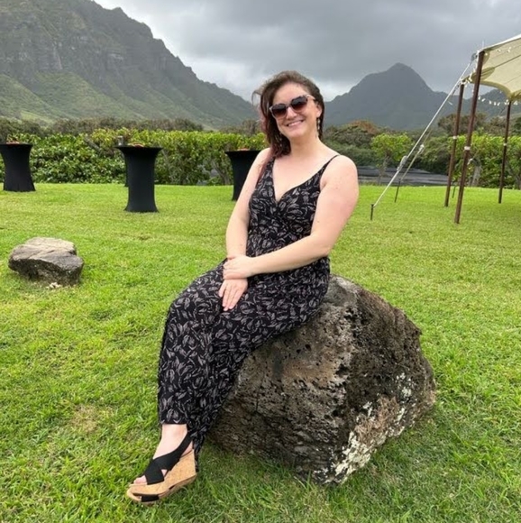 Meet your Posher, Amanda - Picture 1 of 1